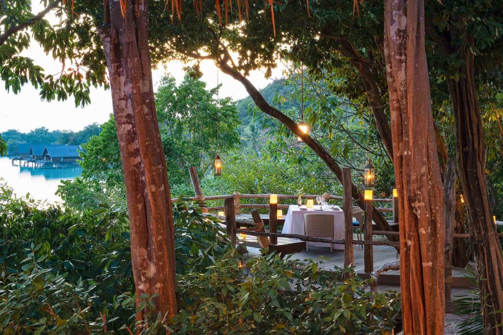 Romance: weddings, anniversaries, proposals and honeymoons - Couples Double Aura spa room