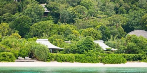 Sleep: Accomodation at Bawah Reserve - Room options at a glance