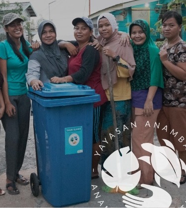 Anambas Foundation, Bawah Reserve, Indonesia. Sustainability and recycling, small island community waste management.